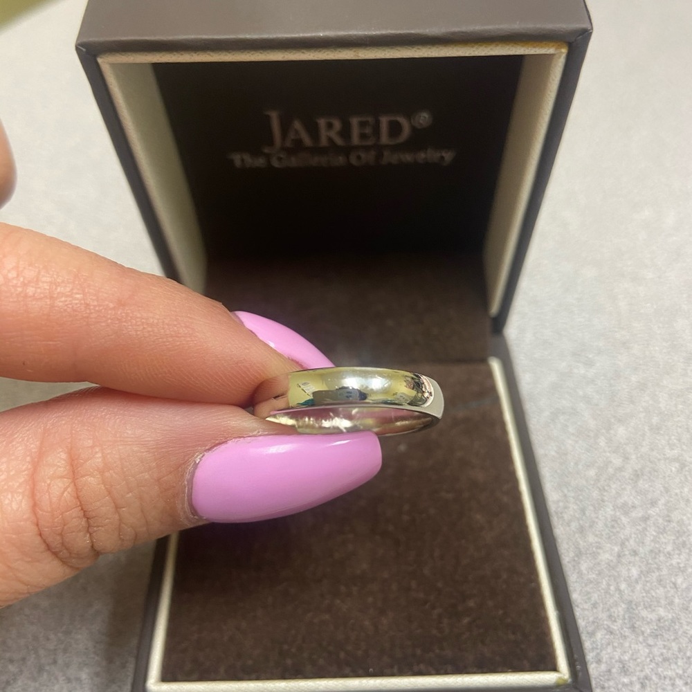 Wedding band white gold 14k